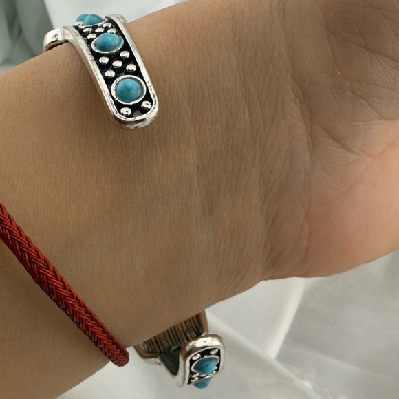 Vintage Antique Cuff Turquoise and Silver Women's Bracelet - Picture 4 of 8